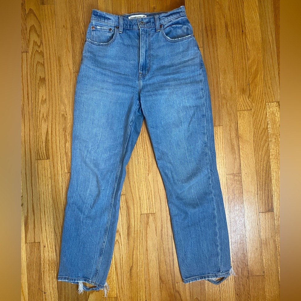 Abercrombie & Fitch The Ankle Straight Ultra High Rise Jeans